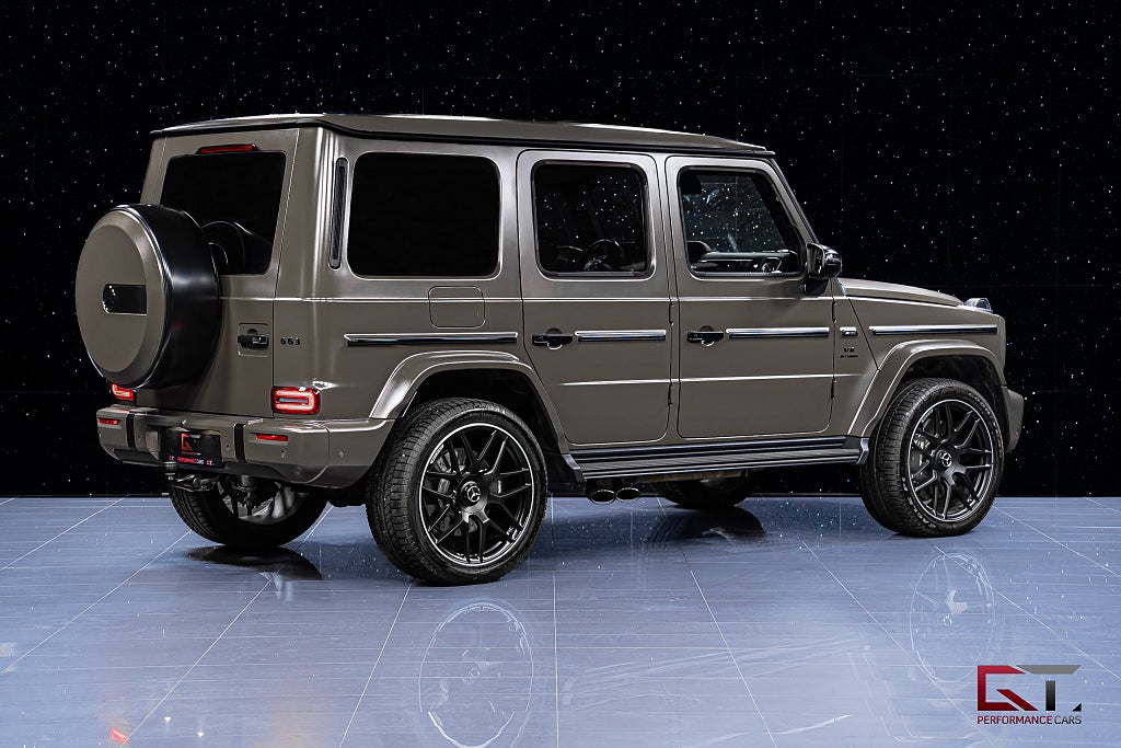 Mercedes-Benz G63 AMG 2025 MOMS MANUFAKTUR Tv 22" Kolfiber Nightpackage