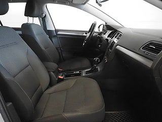 Halvkombi Volkswagen Golf 10 av 23