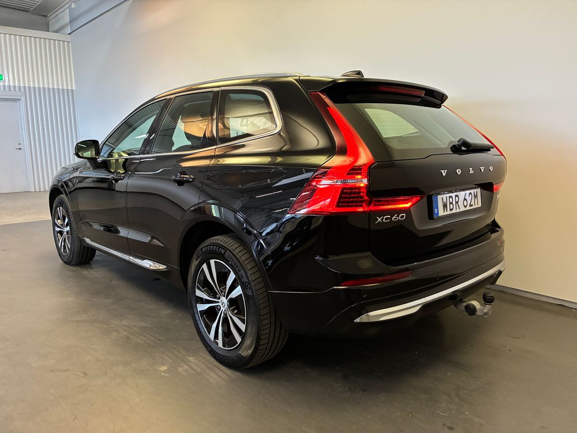 Volvo XC60 T6 Core Special Edition 2025, bild 6/10