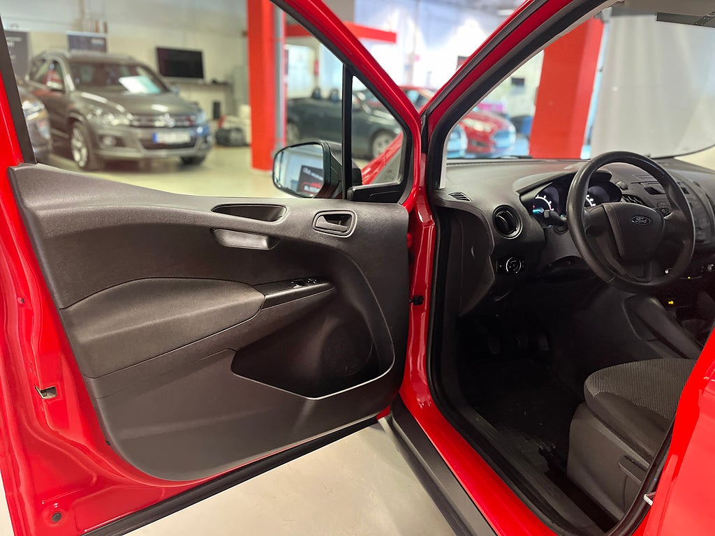 Ford Transit Courier 2018 - miniatyr 11