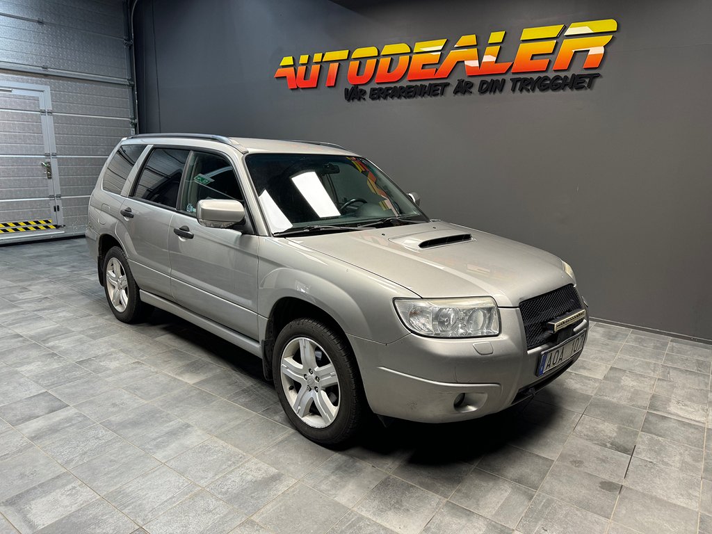Subaru Forester 2.5 4WD Automat