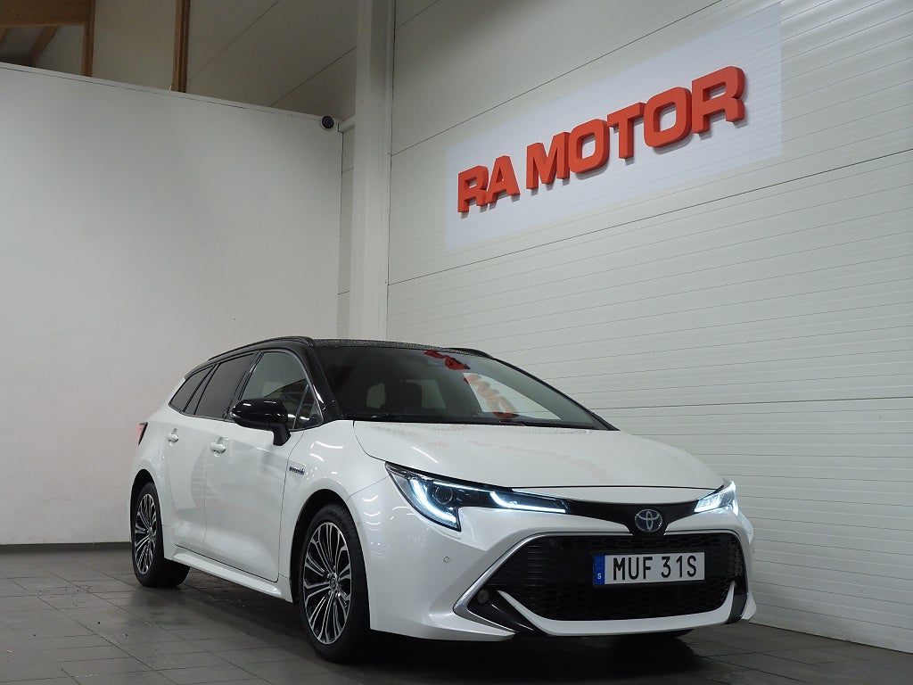 Toyota Corolla Touring Sports Hybrid e-CVT 122hk Executive Kamera HUD 2020