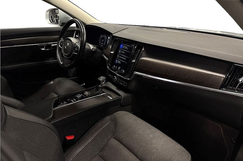 Volvo V90 Cross Country D4 AWD ADV. SE 2,95%