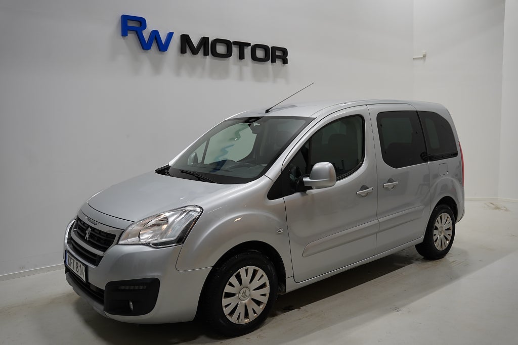 Peugeot partner tepee 1.6 BlueHDi EGS 99hk Motorvärmare Moms P-sensorer