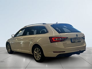 Skoda Superb Kombi 2.0 TDI 4×4 Business Style Drag Dvärme CANTON S&V – bild 5
