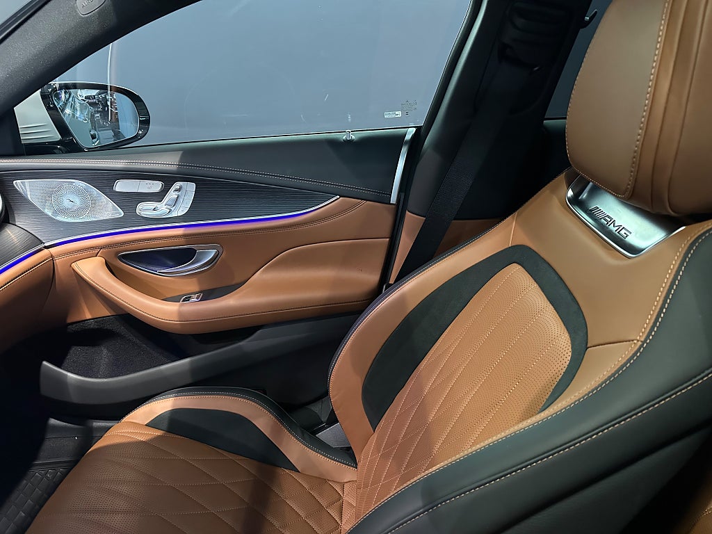 Mercedes-Benz AMG GT 4 43 4MATIC+ Krok Värmare - bild 16