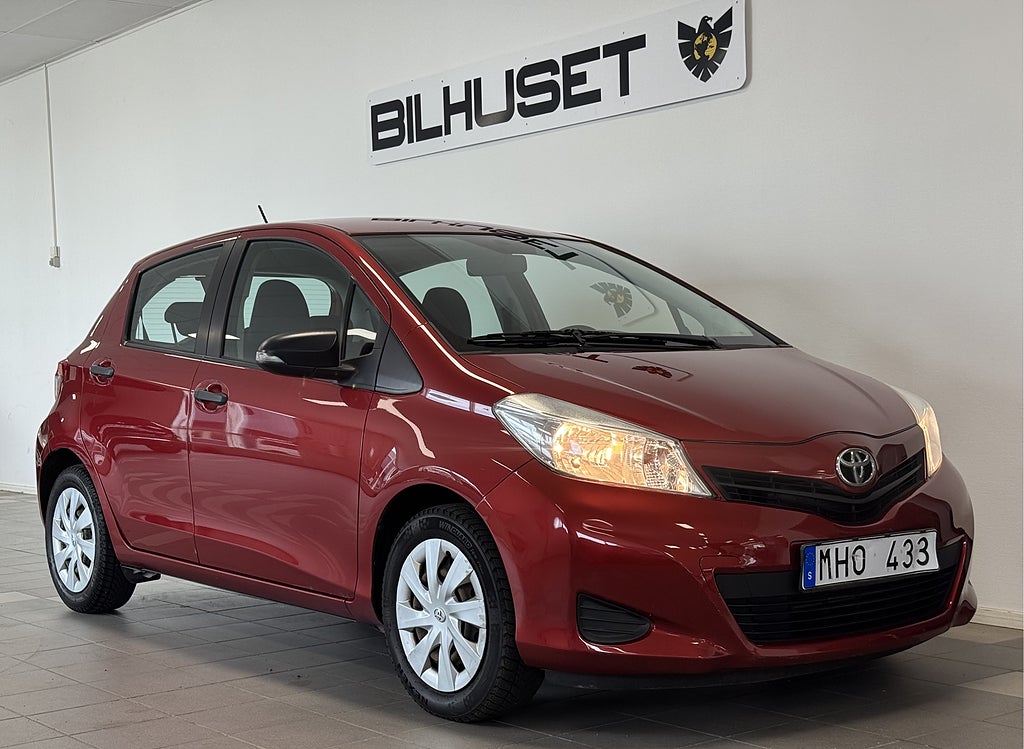 Toyota Yaris 5-dörrar 1.0VVT-i Life SKATT 360:-*KAMPANJRÄNTA