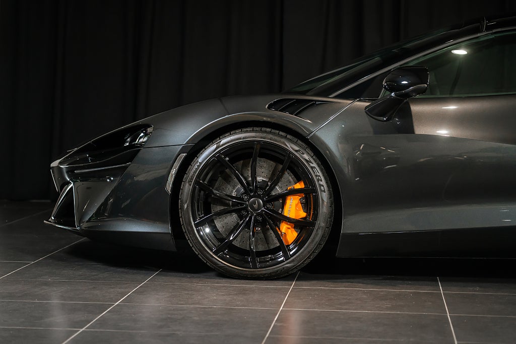 Gallery image 6 of 13