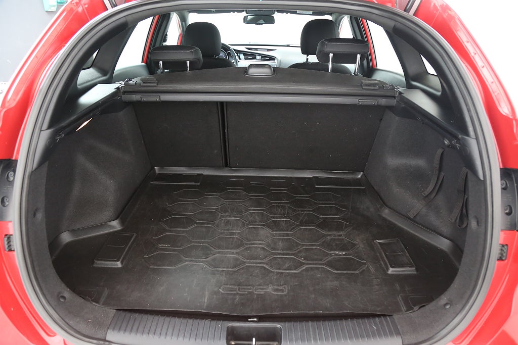 Kia Ceed 1,6 CRDi 136hk GT-Line Kombi Aut Navi Kamera Motorv 2017