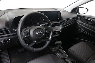 Halvkombi Hyundai i20 10 av 19