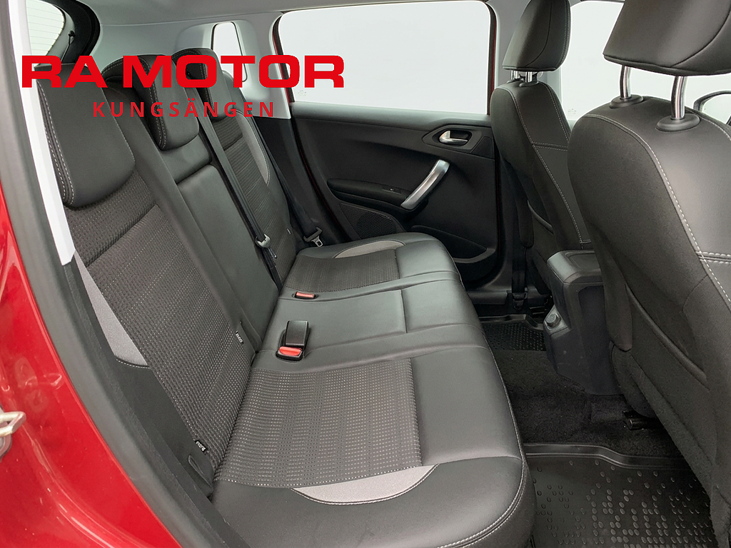 Peugeot 2008 1.2 82hk Allure | Backkamera | P-sens | Kamrem bytt 2017
