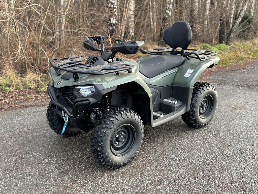 CFMOTO C FORCE 450 EFI STORSÄLJAREN DEMO-MASKIN