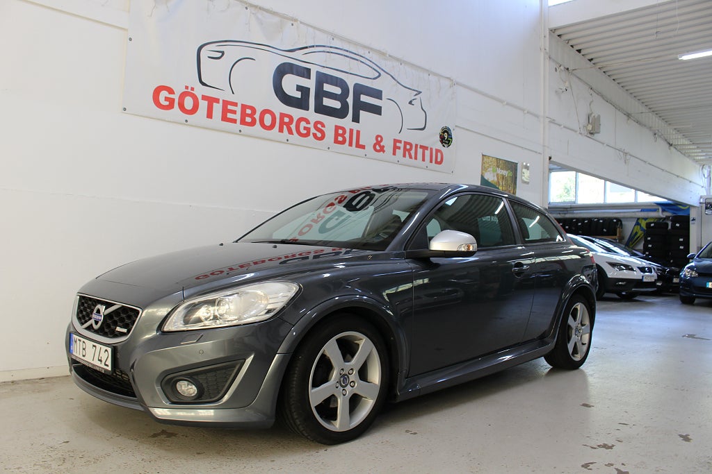 Volvo C30 D2 Momentum R-Design *Nyservad/Dragkrok*