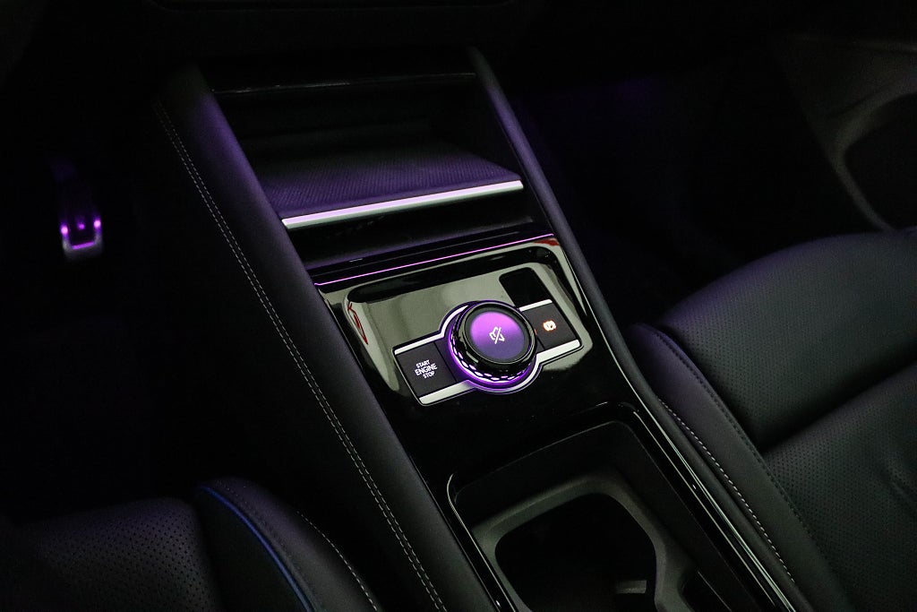 Volkswagen Tiguan 2.0 TDI 4M R-Line Premium Pano HuD Värmare