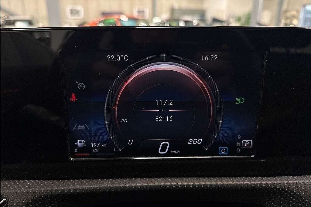 Mercedes-Benz A 180, panorama, backkamera, 1 brukare