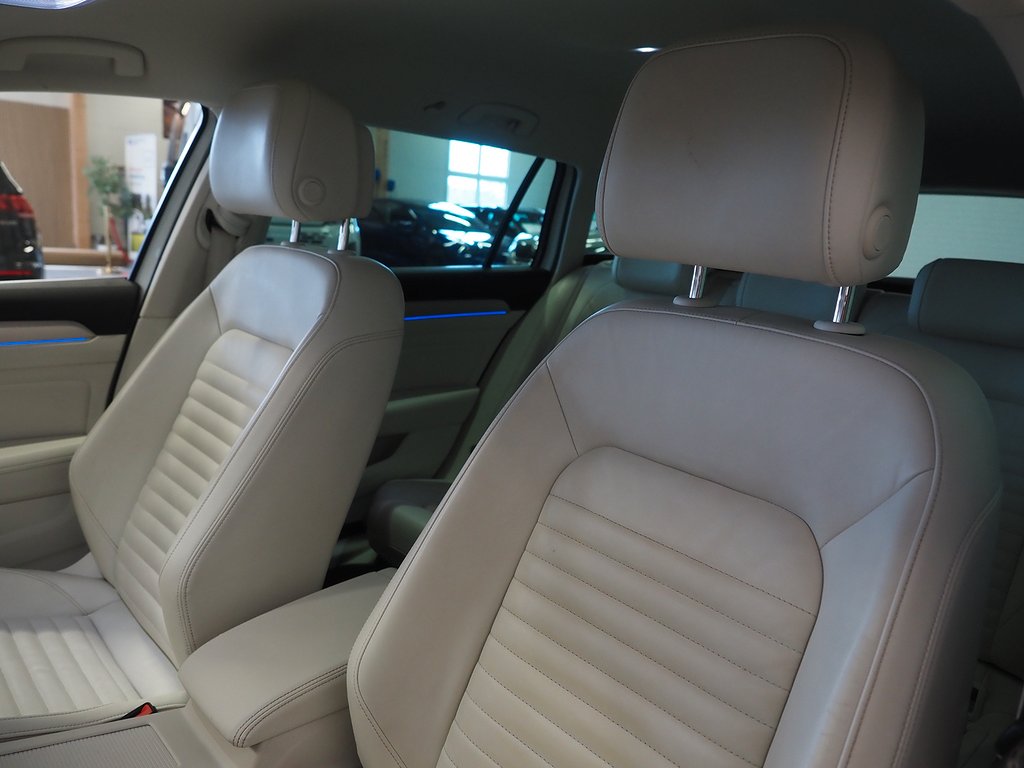 Volkswagen Passat GTE 1.4 TSI 204hk Värmare Cockpit Drag Nav 2018