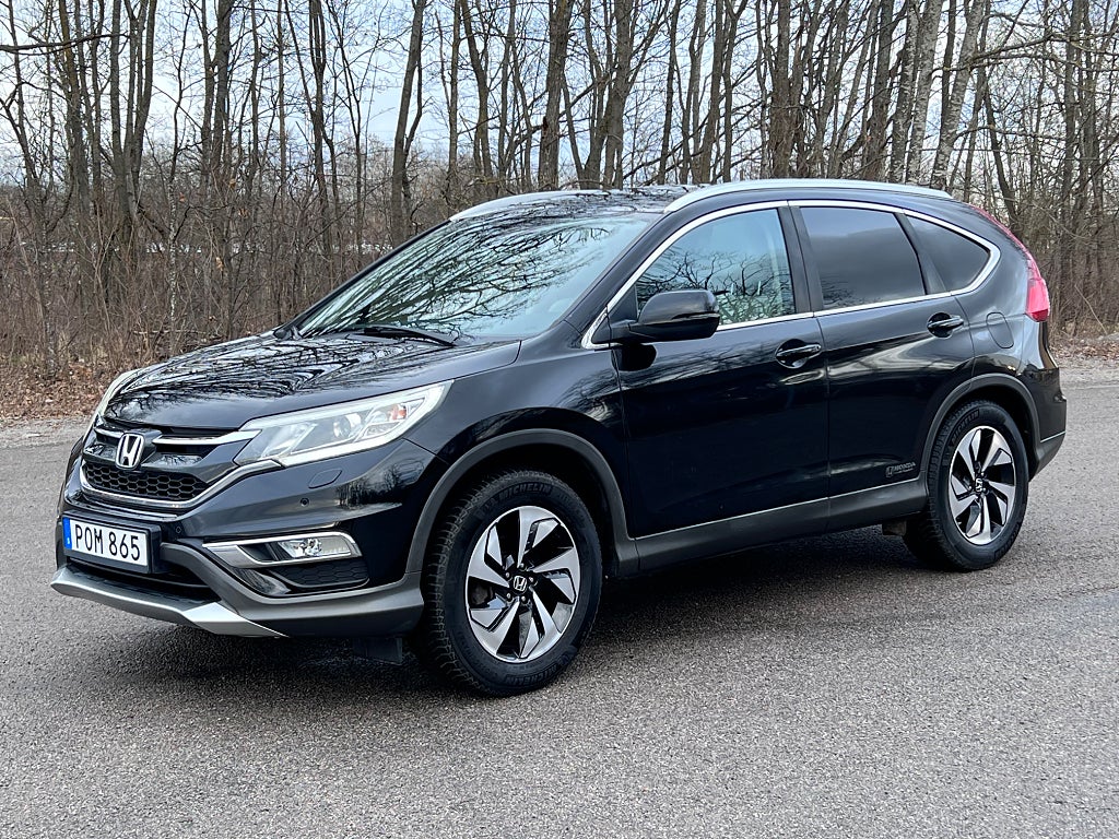 Honda CR-V 2.0 i-VTEC 4WD Executive //Pano//Navi//B-kamera//Drag