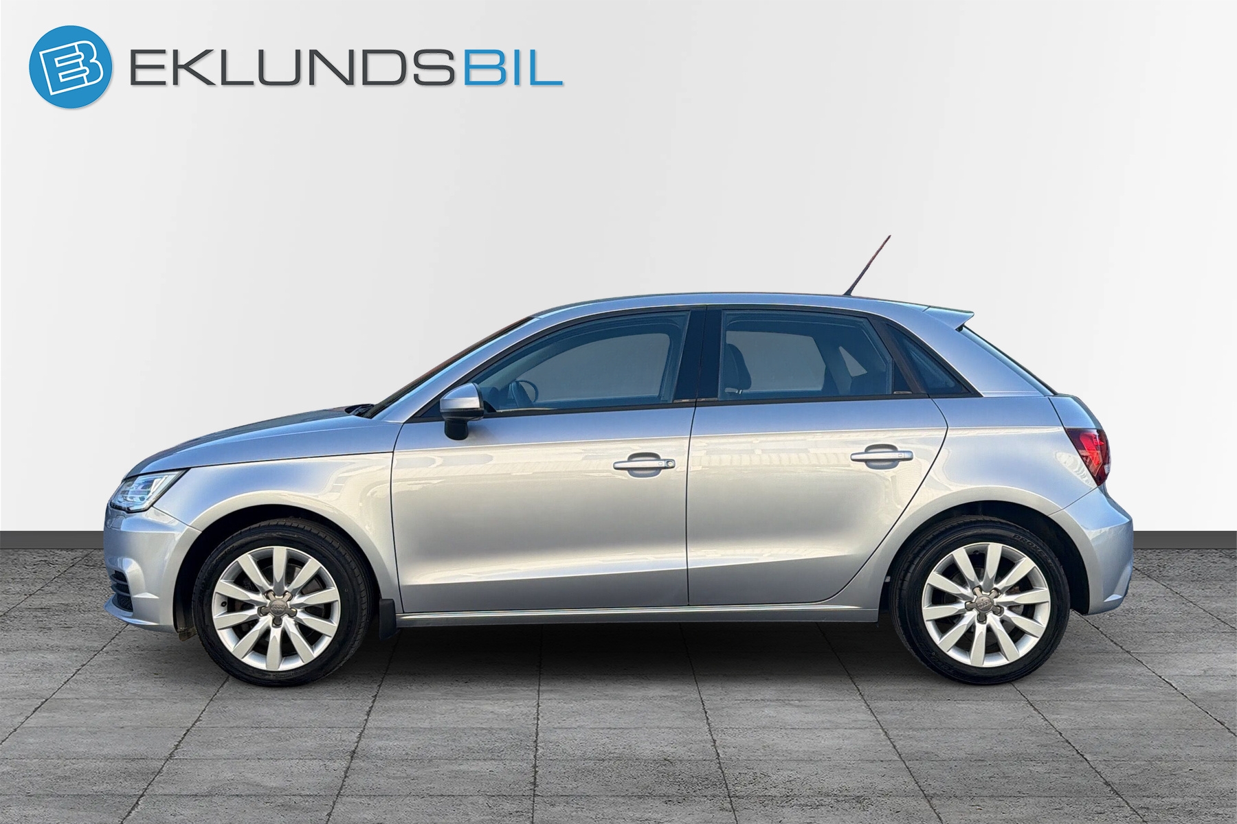 Audi A1 Sportback 1.4 TFSI Proline, Sport Edition Nybes 2015 - miniatyr 26