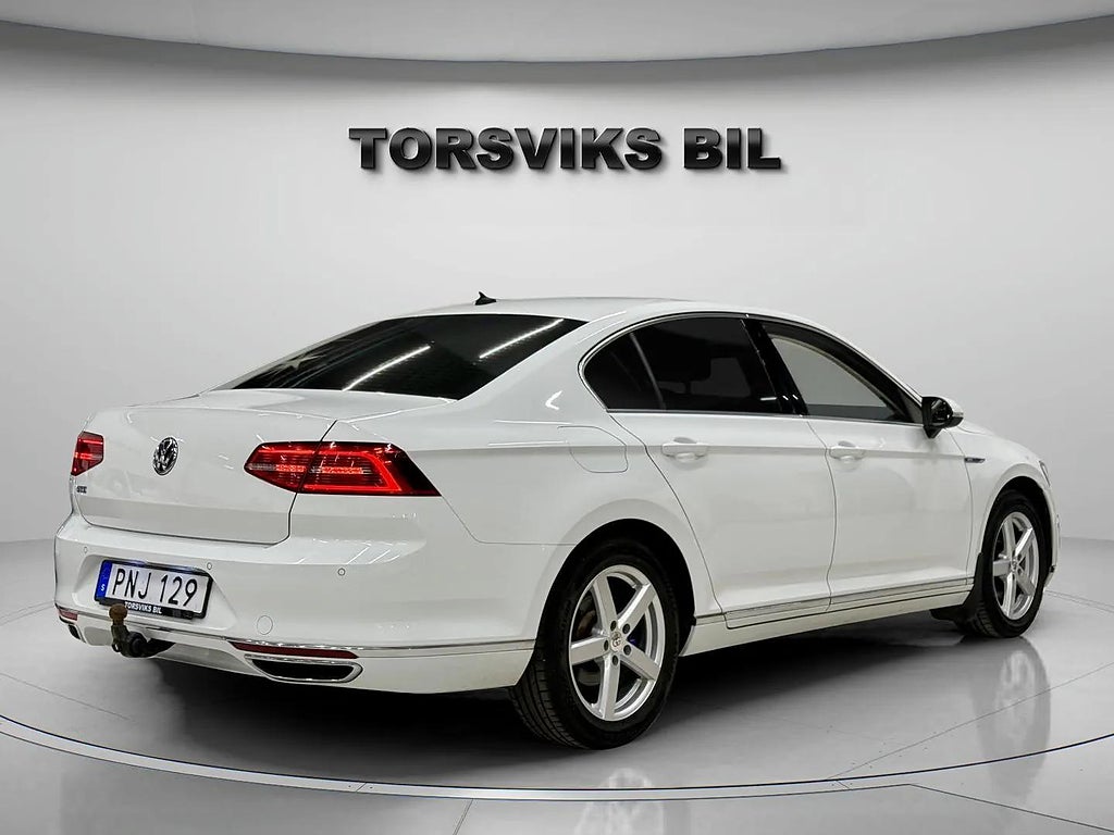 Volkswagen Passat GTE 1.4 TSI ACT GTE S&V hjul, Fullservad, Garanti - miniatyr 6