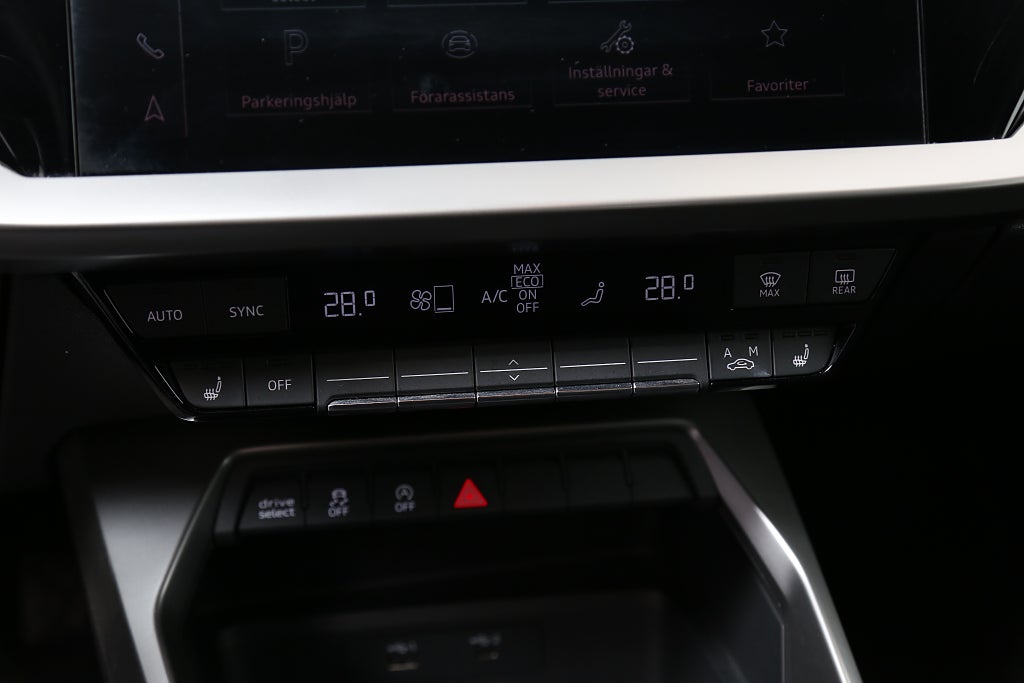 Audi A3 Sportback 35 TFSI S Tronic 150hk Cockpit CarPlay