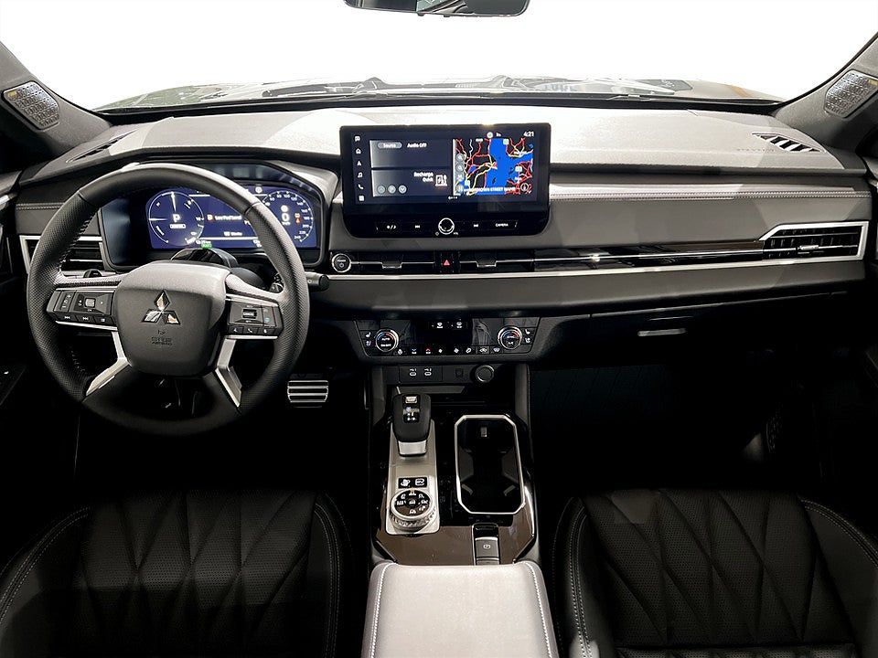 Bild på Mitsubishi Outlander Black Edition PHEV - OMGÅENDE LEVERANS!