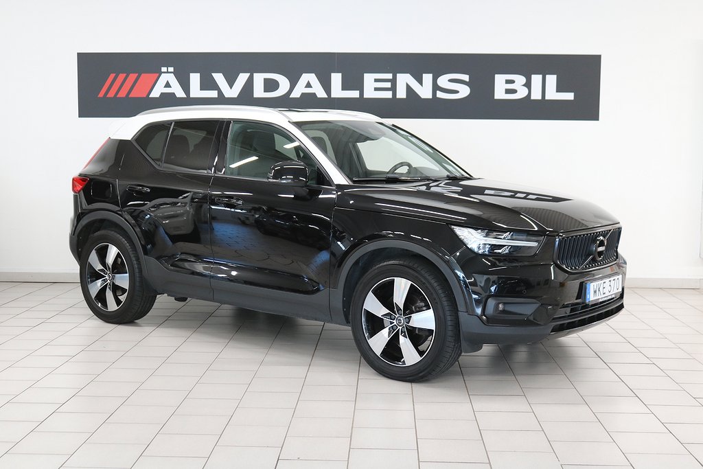 Volvo XC40 D4 AWD Momentum  Panorama Skinn Kamera Navi VOC