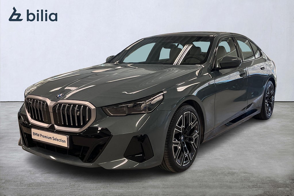 BMW i5 eDrive 40 M-Sport | Stol m minne | B&W | Panorama | 360