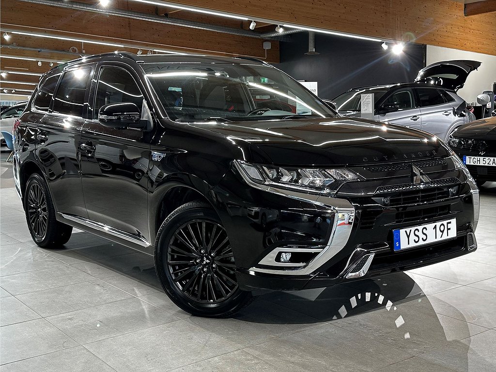 Mitsubishi Outlander S-edition PHEV 224hk Aut - CARPLAY, SOLTAKLUCKA