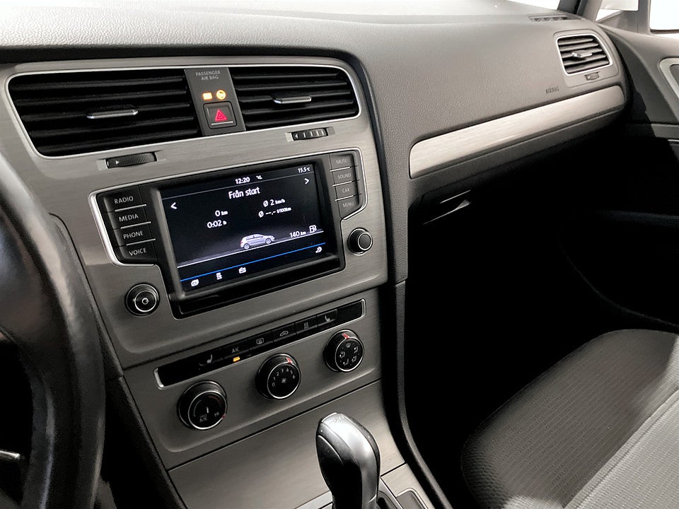 Bild på Volkswagen Golf 5D Base 1.2 TSI 110hk Aut KAMPANJRÄNTA 3,99%