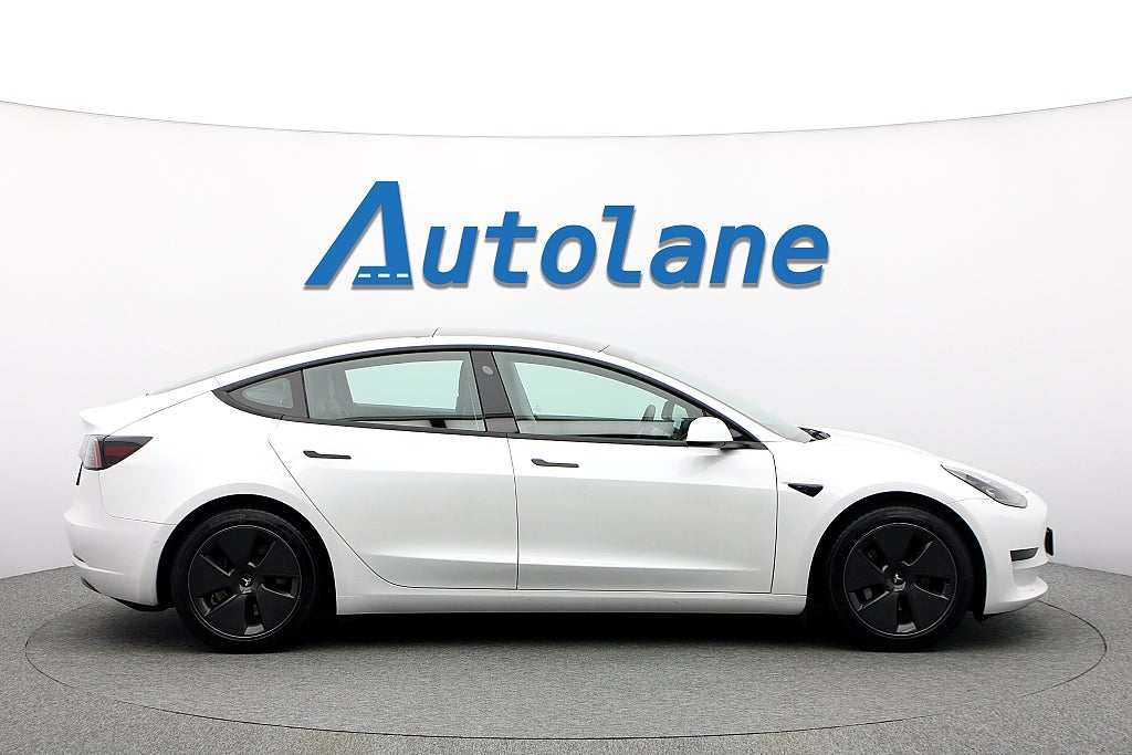 Tesla Model 3 Standard Range Plus, Pano, B-Kamera,60kWh, Kamera 325hk