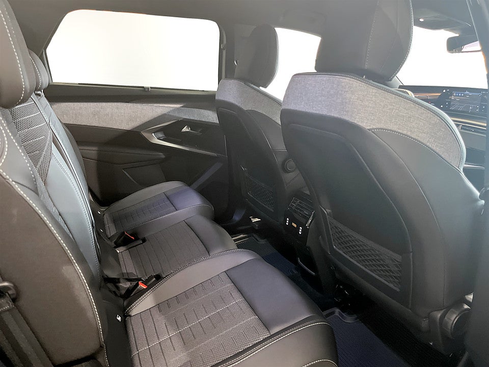 Bild på Peugeot 5008 GT Hybrid 145hk Aut 7-SITS B-KAMERA CARPLAY