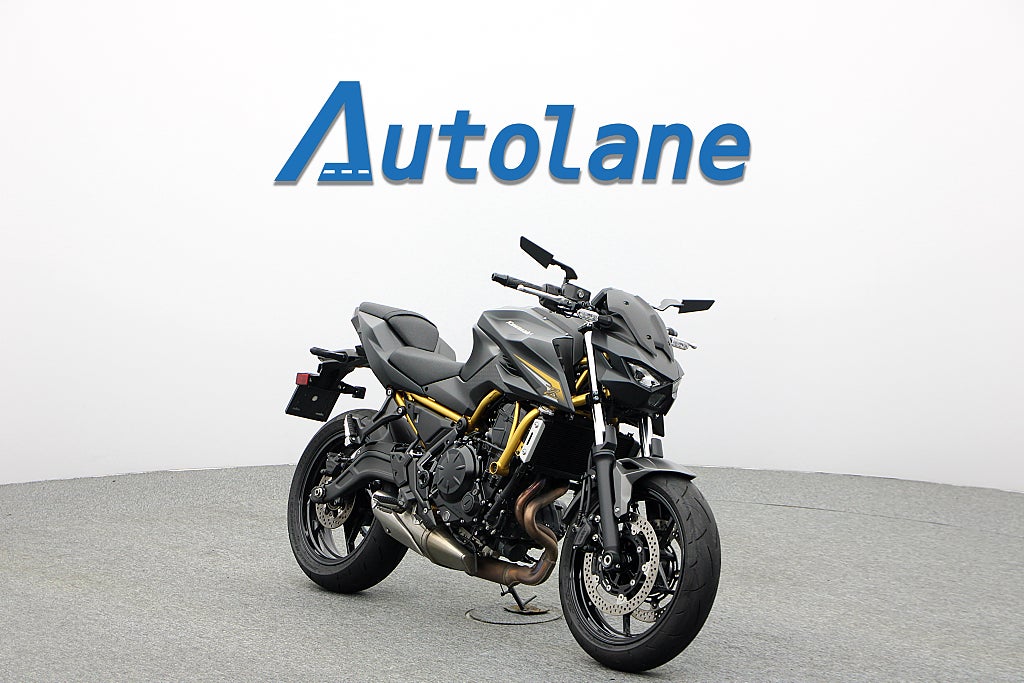 Kawasaki NINJA Z650* Traction control ABS Bluetooth