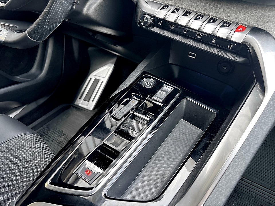 Bild på Peugeot 3008 GT 1.2 PT 130hk Aut B-KAMERA CARPLAY NAV