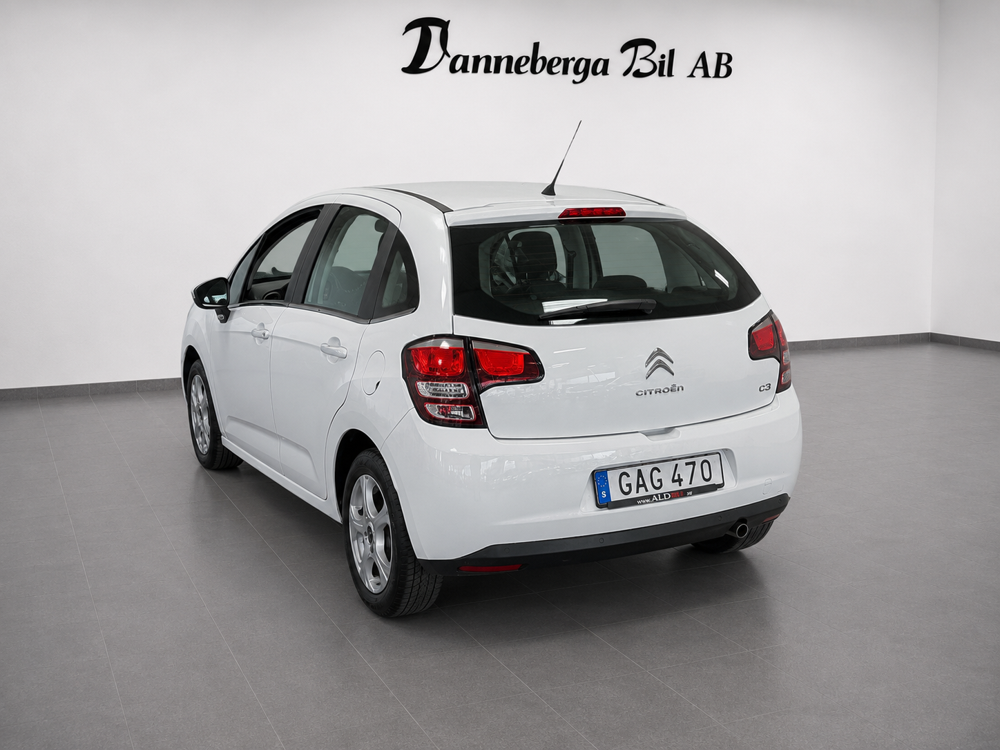 Citroen C3 1.2 PureTech VTi 2015, bild 4/35