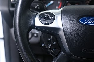 SUV Ford Kuga 13 av 19