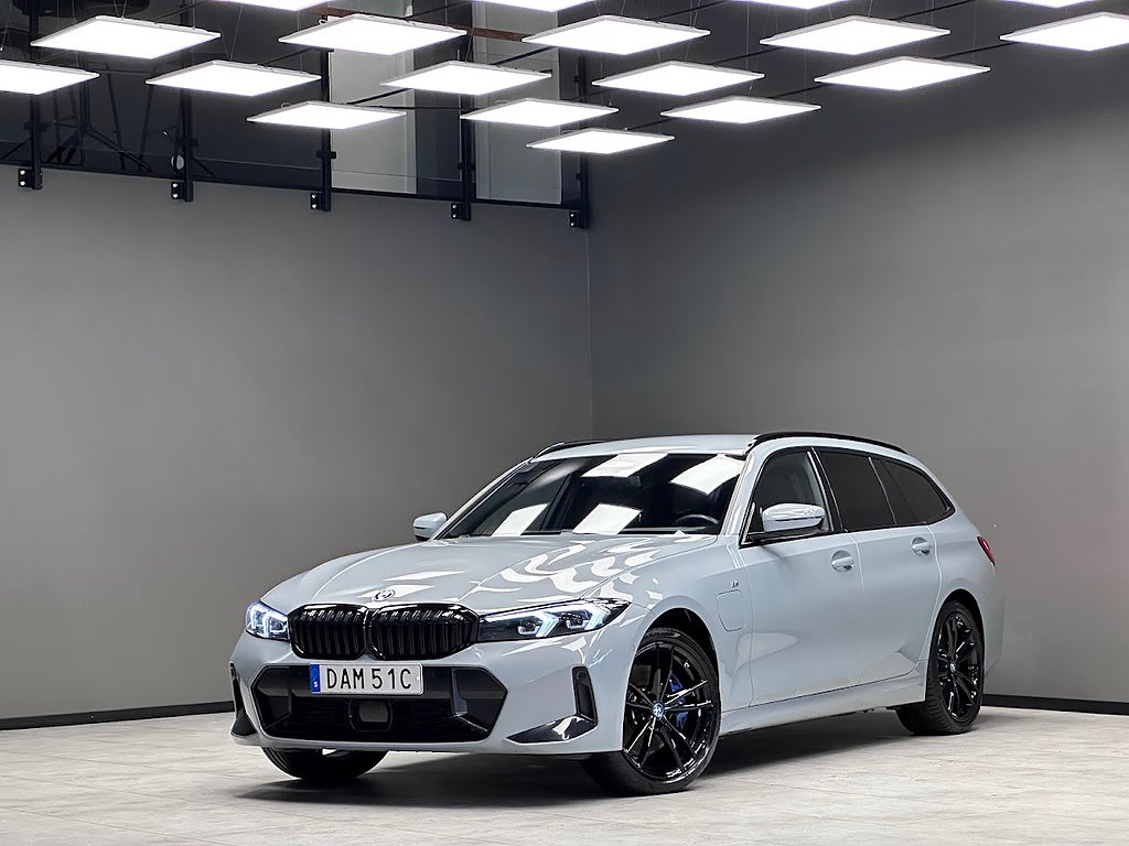 BMW 330e xDrive Touring M Sport  Drag / Adaptiv farth / HiFi