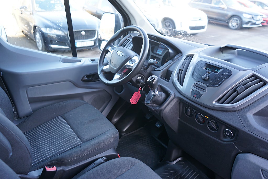 Ford transit 290 2.0 TDCi Manuell Inredning Värmare 130hk