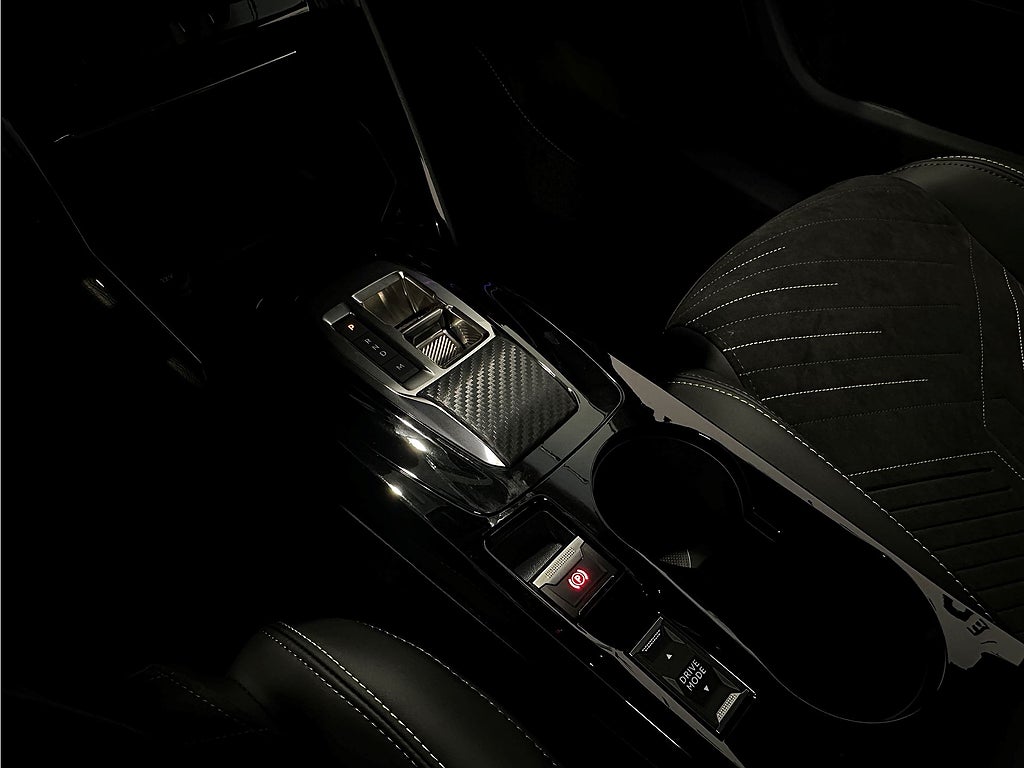 Bild på Peugeot 2008 GT Hybrid Aut - PRIVATLEASING