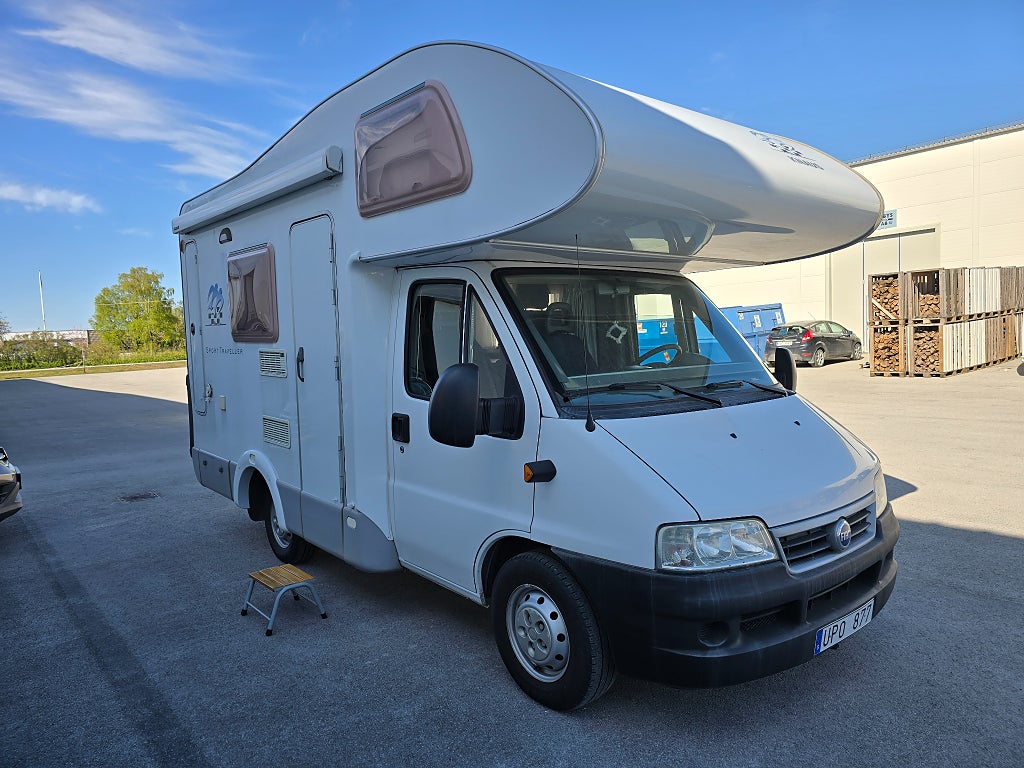 Knaus Sport Traveller *Alkov *6000 mil *Markis *540 cm