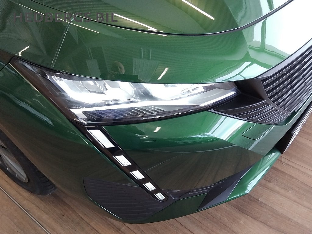 Peugeot 308 1.2 PureTech Allure 110HK thumbnail