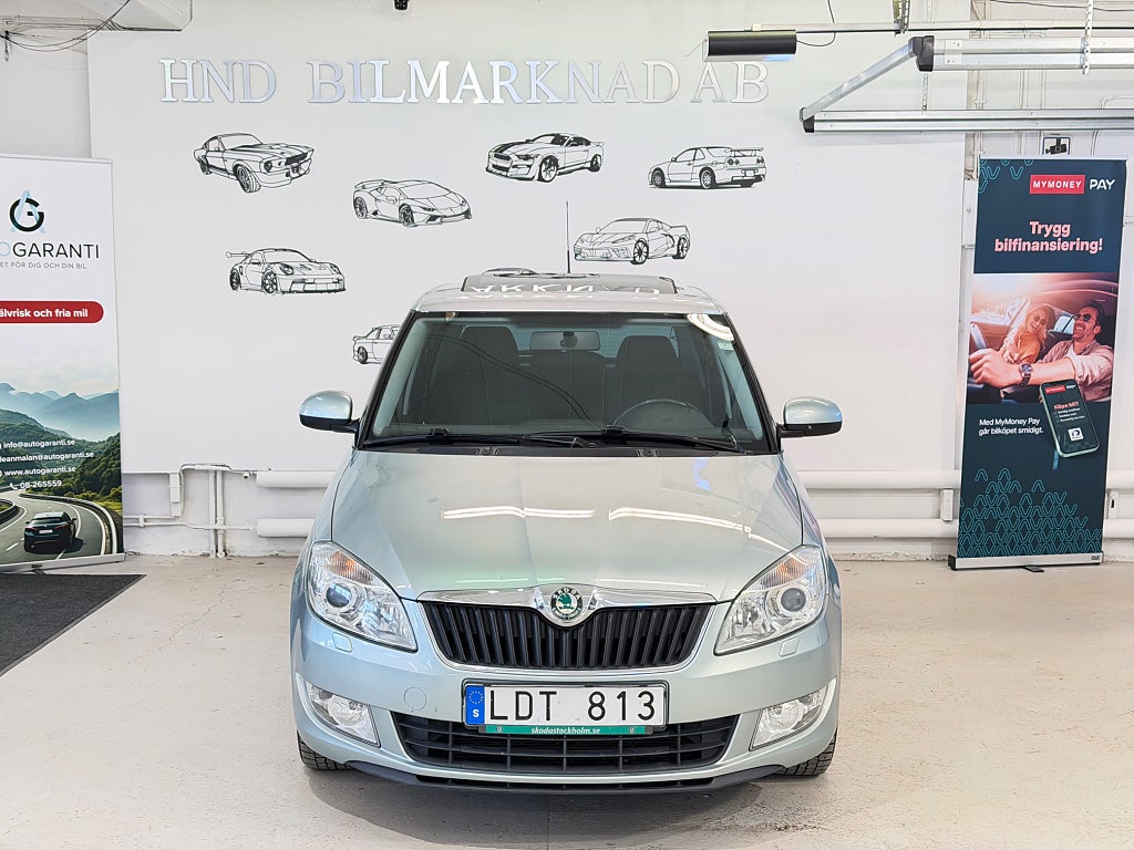 Skoda Fabia 1.2 TSI Elegance Ny Besiktad Ny Servad Välvårdad 105HK