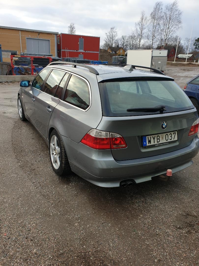 BMW 525 x i Touring 218hk 2005, kuva 4/37