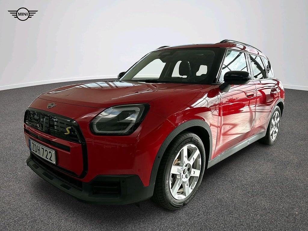 MINI Countryman SE ALL4 Classic Trim, Package M Plus