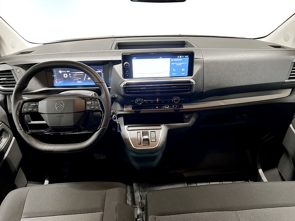 Bild på Citroën SpaceTourer Plus 2.2 BHDi 180hk Aut 9-SITS DUBBLA SKJUTDÖRRAR