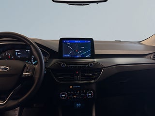 Ford Focus Active Kombi 1.0, ST-Line Bkamera Navi Rattvärme S&V – bild 11
