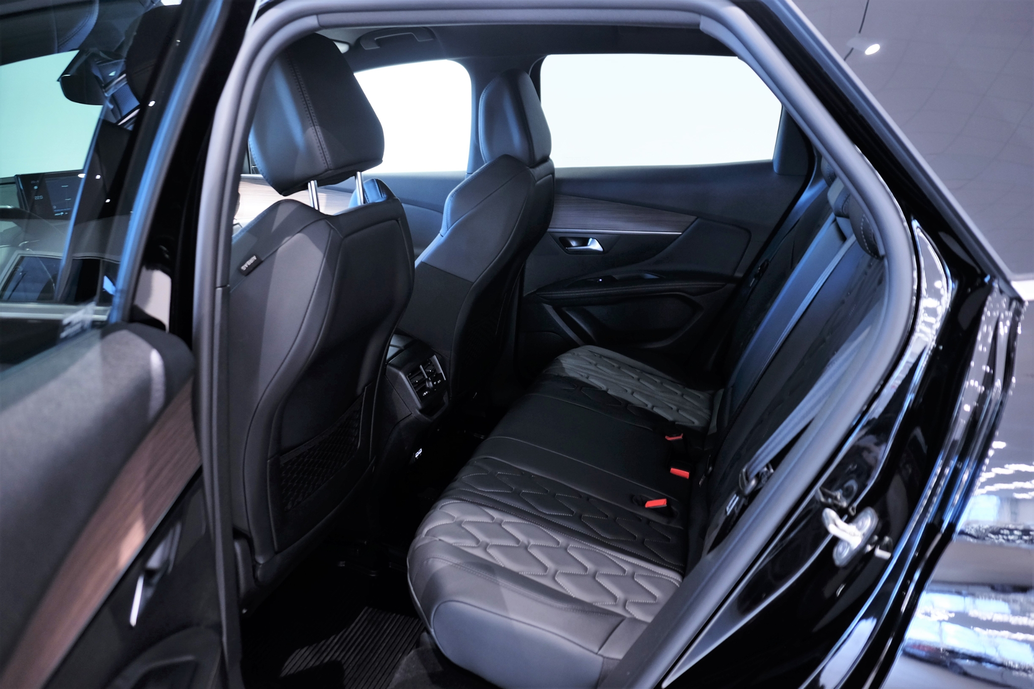 Peugeot 3008 2022, kuva 5/53