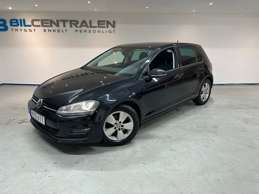 Volkswagen Golf 5-1.6 TDI B-Kamera Drag GPS Fjärr Värmare