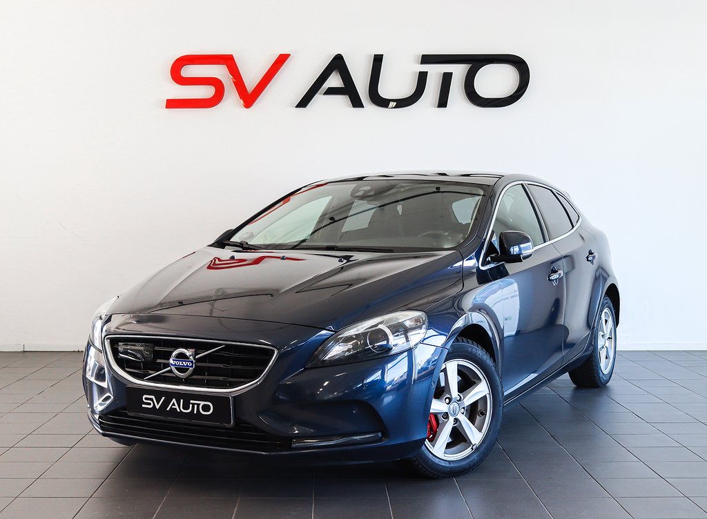 Volvo V40 D3 Summum Panorama Navi Värmare Keyless Euro 5