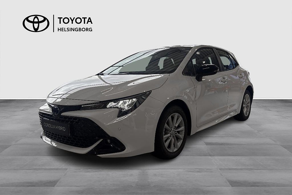Toyota Corolla Active 5d