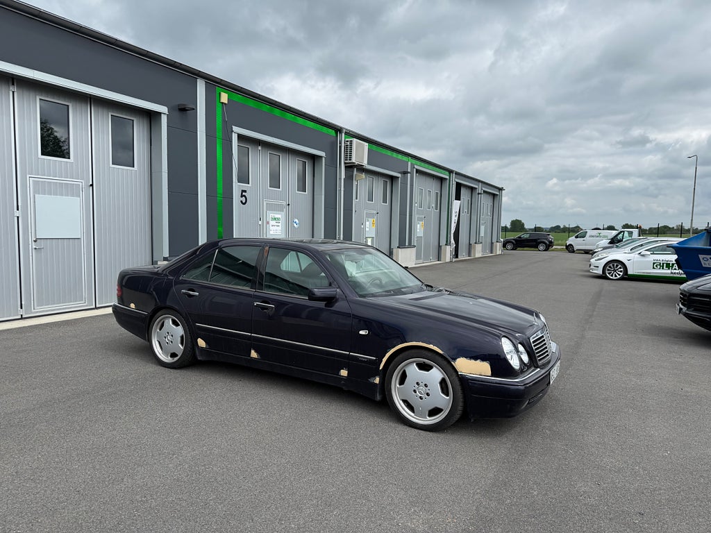 Mercedes-Benz E 50 AMG Automatisk, 5-trinn, 347hk, 1996